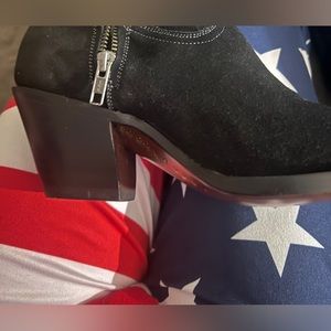 Lucchese Black AnkleBoots